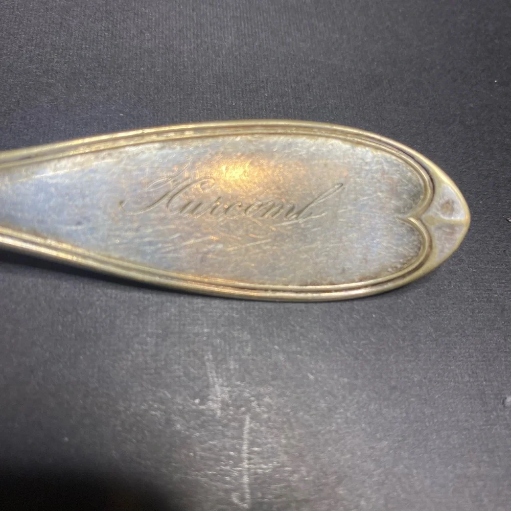 Meriden Britannia Co Silver-Plated Set of‎ Six Spoons